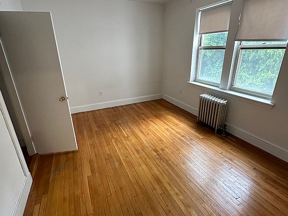 2nd image of 20 Colborne Rd #6