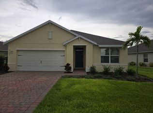 3187 Estancia Ln, Cape Coral, FL 33909