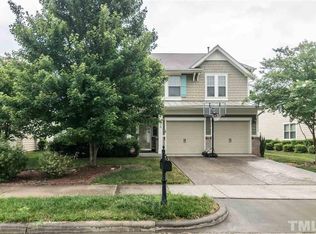 608 Piper Stream Cir, Cary, NC 27519