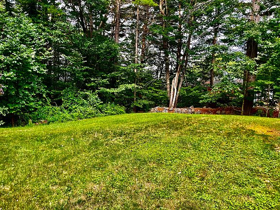 4th image of 192 Temple Hill Road