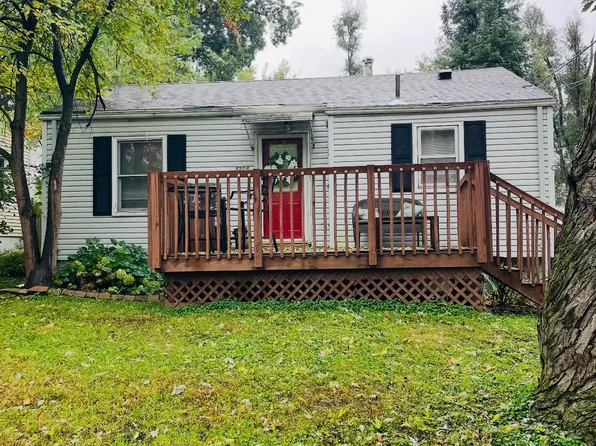 5708 College Ave, Des Moines, IA 50310