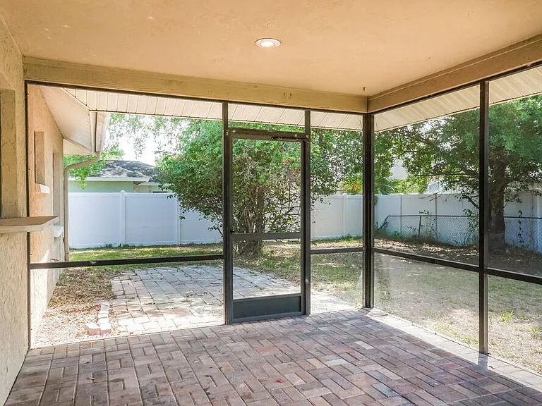 2264 Silver Maple Ct — Photo 15