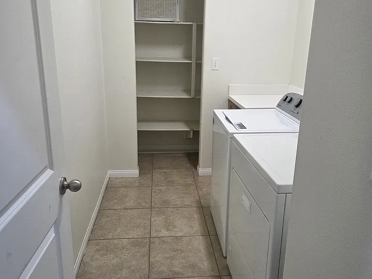5117 Gold Creek Way — Photo 13