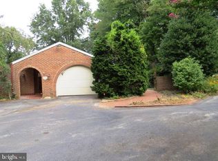 211 W Rose Tree Rd, Media, PA 19063