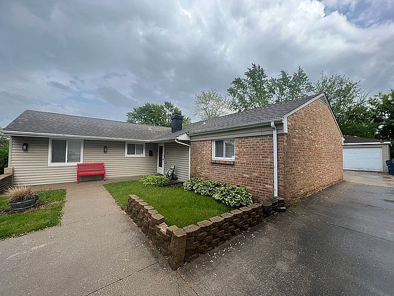 4th image of 119 Oxford Ln