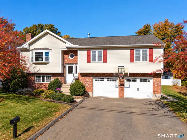 9 Lawrence Street, Woodbridge, CT 06525
