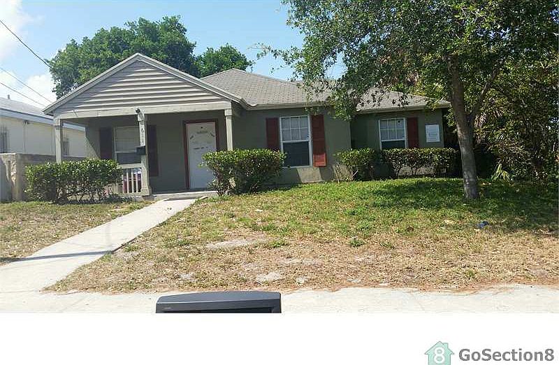 2nd image of 611 4th St