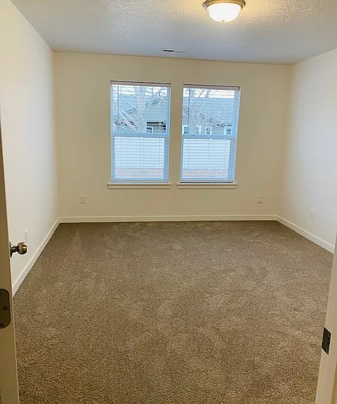 16942 N Gwinnett Ave — Photo 6
