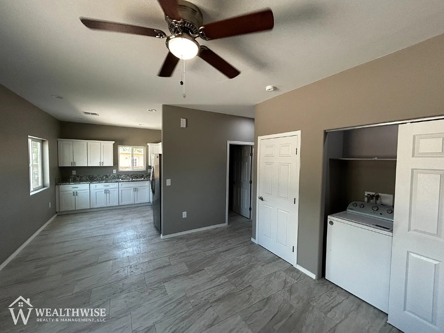 2 bed, 1.0 bath, 803 sqft, $1,475 — Photo 4