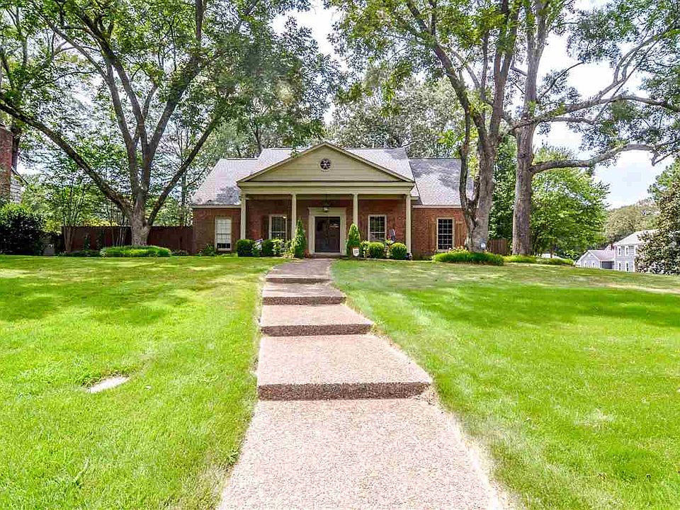 1st image of 1377 Pecan Trees Dr