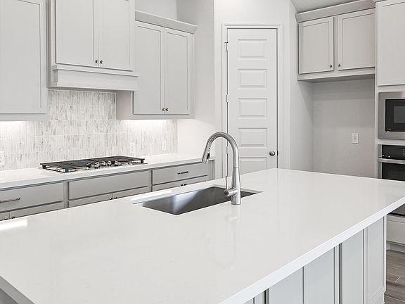2nd image of 925 Teakmill Trl