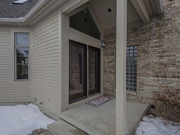 3rd image of 1878 Cypress Pointe Ct