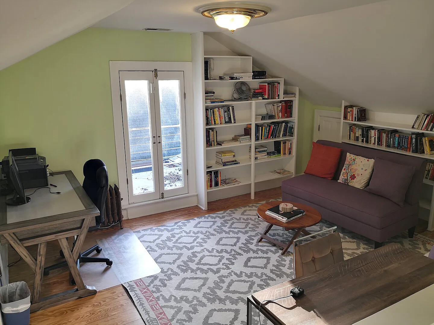 Ideal 4BR Furnished Home--Office, Driveway, Flexible 2-6+ Month Lease — Photo 3