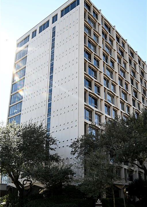 1st image of 2100 Saint Charles Ave APT 6H