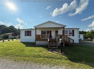 713 High St, Saint Albans, WV 25177
