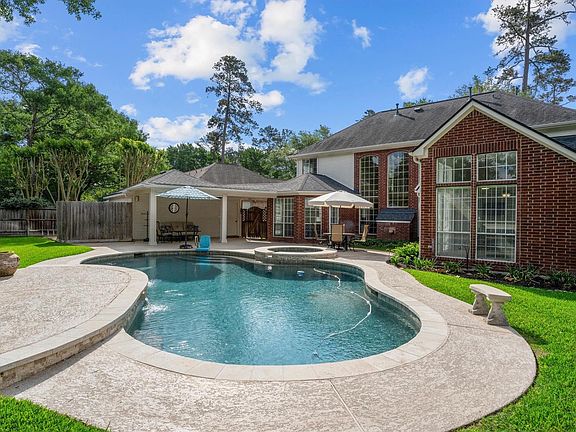 3rd image of 6618 Barronton Dr