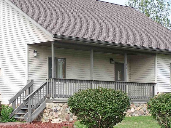 3rd image of 103 Wildwood Ct