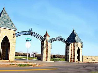4427 Fountain View Dr #24, Norman, OK 73072