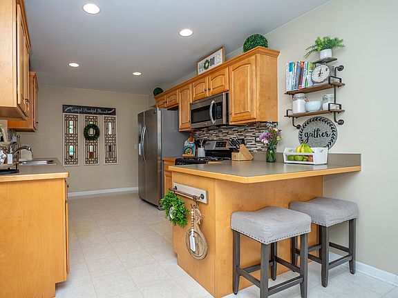 5th image of 7019 Cornwall Dr