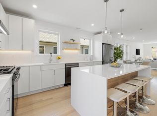 37-39 Seven Pines Condominium, Cambridge, MA 02140