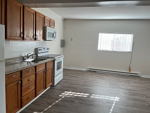 2nd image of 4626 Bancroft St #19