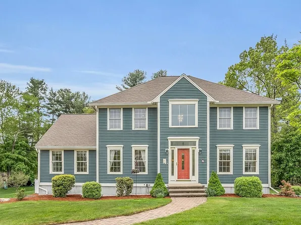 34 Empire St, Chelmsford, MA 01824