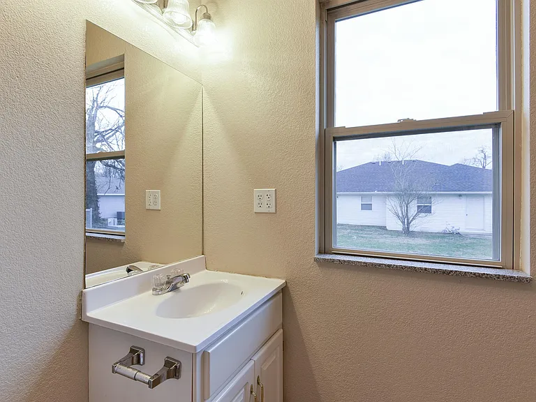 Mountain Grove Duplexes - 514MA — Photo 8