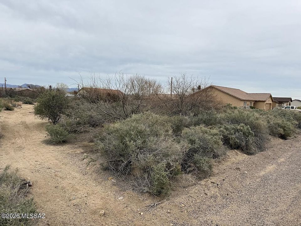 2nd image of Tba W Saddle Horn Dr #0