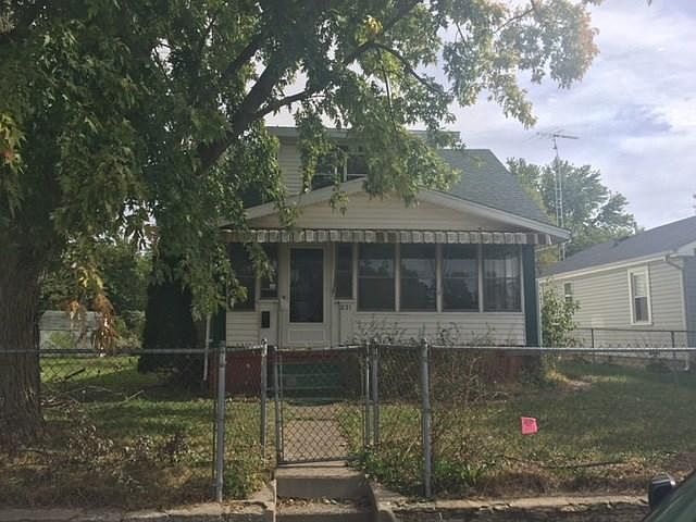 1st image of 831 N 17th St