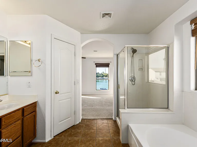 4629 E Augusta Ave — Photo 33