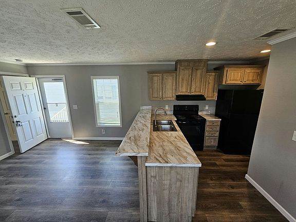 3rd image of 6539 Townsend Rd #88