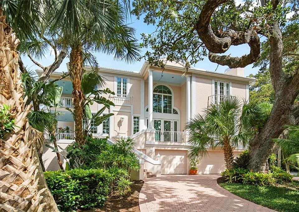 1st image of 1045 Tocobaga Ln