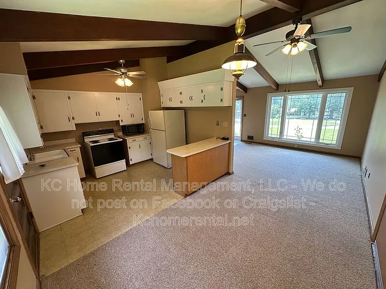 6103 N Garfield Ave — Photo 9