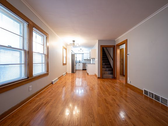 4th image of 3943 Thomas Ave N
