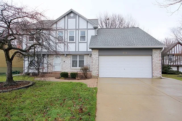 209 Ashland Ct photo 1