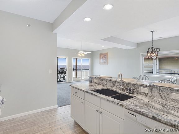 3rd image of 86 Palisades Lakeview Dr #4B