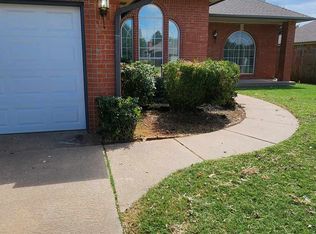 5616 Greenview Dr, Oklahoma City, OK 73135