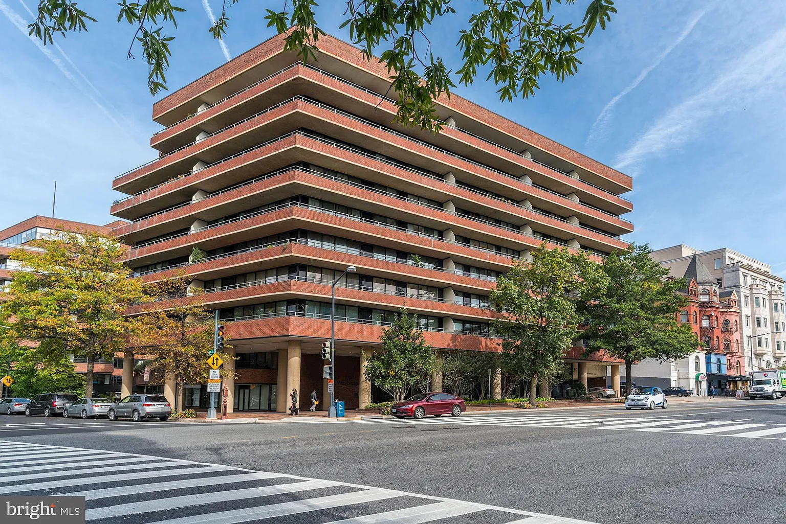 2555 Pennsylvania Ave NW APT 411 photo 1