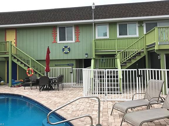 2nd image of 126/128 Tropical Shores Way