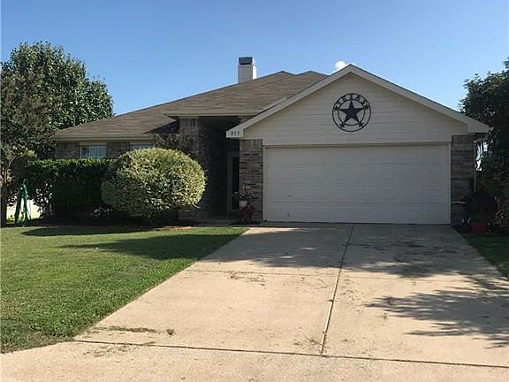 2nd image of 813 Mackenzi Dr