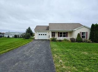 6 Fieldstone Dr, Waterville, ME 04901