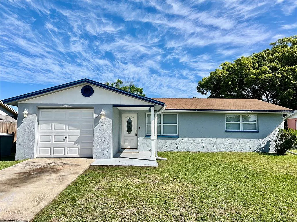 2 bed, 1.0 bath, 861 sqft, $1,650 — Photo 1