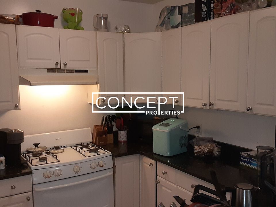 1st image of 64 Egmont St #5CP