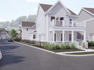 31 2nd St, Oakmont, PA