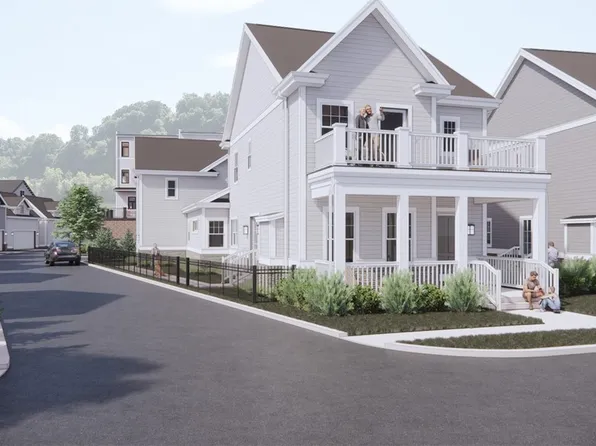 31 2nd St, Oakmont, PA 15139