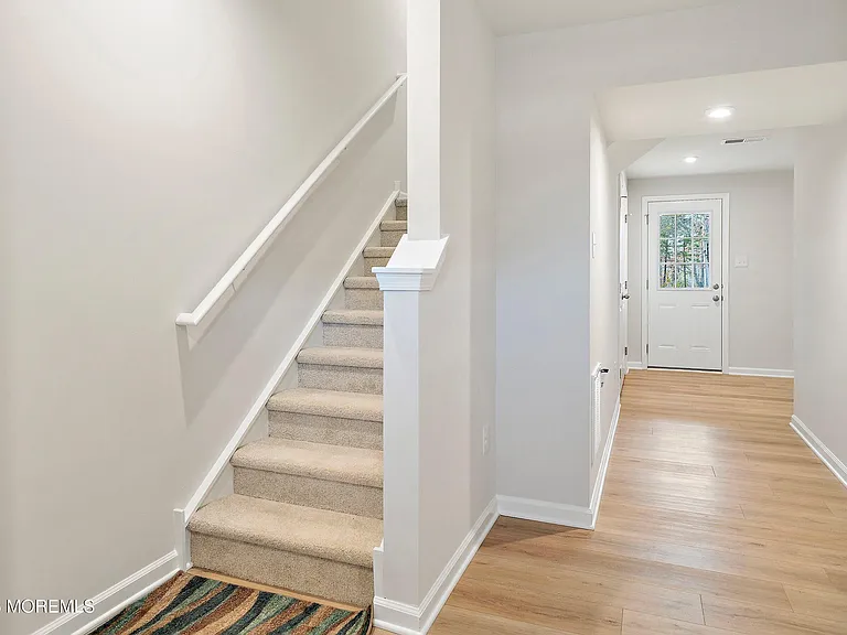 602 Cyprus Ct #602 — Photo 5