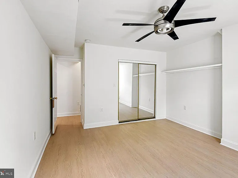 817 T St NW #B — Photo 14