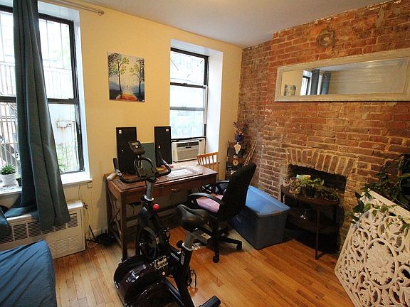 3rd image of 406 E 64th St APT 13