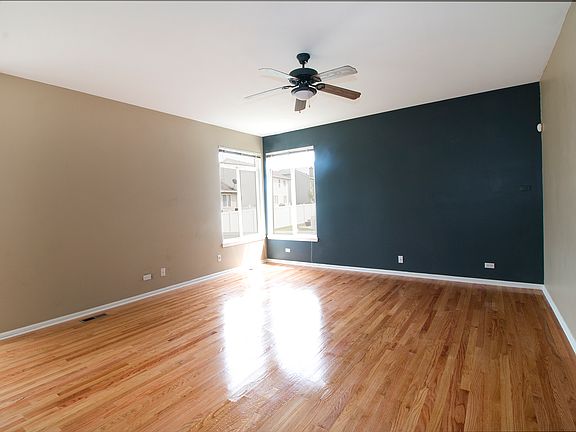 5th image of 2819 Whitehall Ln