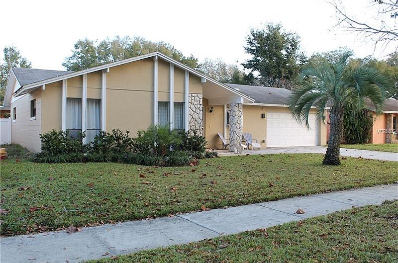 2nd image of 4905 Barcelona St